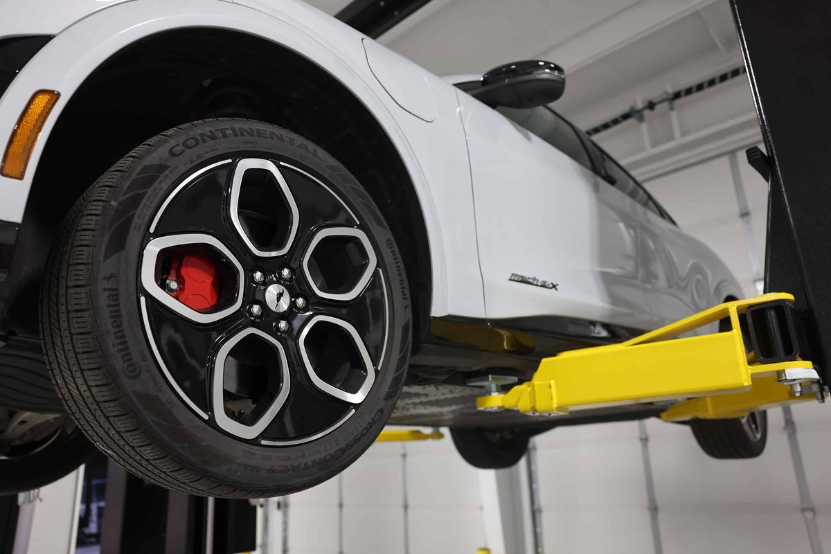 Challenger Lifts 12000 lbs. 2 Post Adjustable Car Lift w/ 1ft Extension & Quick