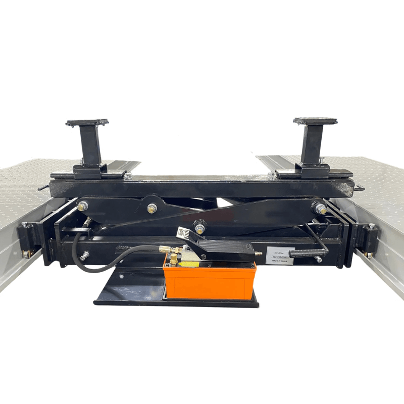 Triumph NTR-32 32,000lb 4 Post Car Lift
